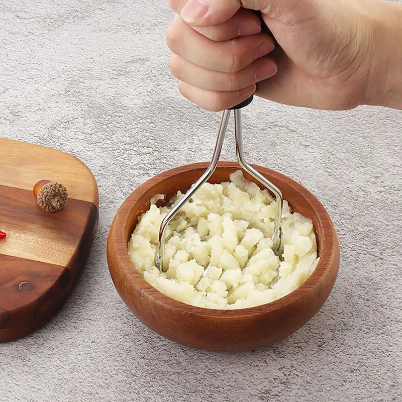 هراسة البطاطس اليدوية للبطاطس  - مراجعة Potato Masher Ricer وسعره