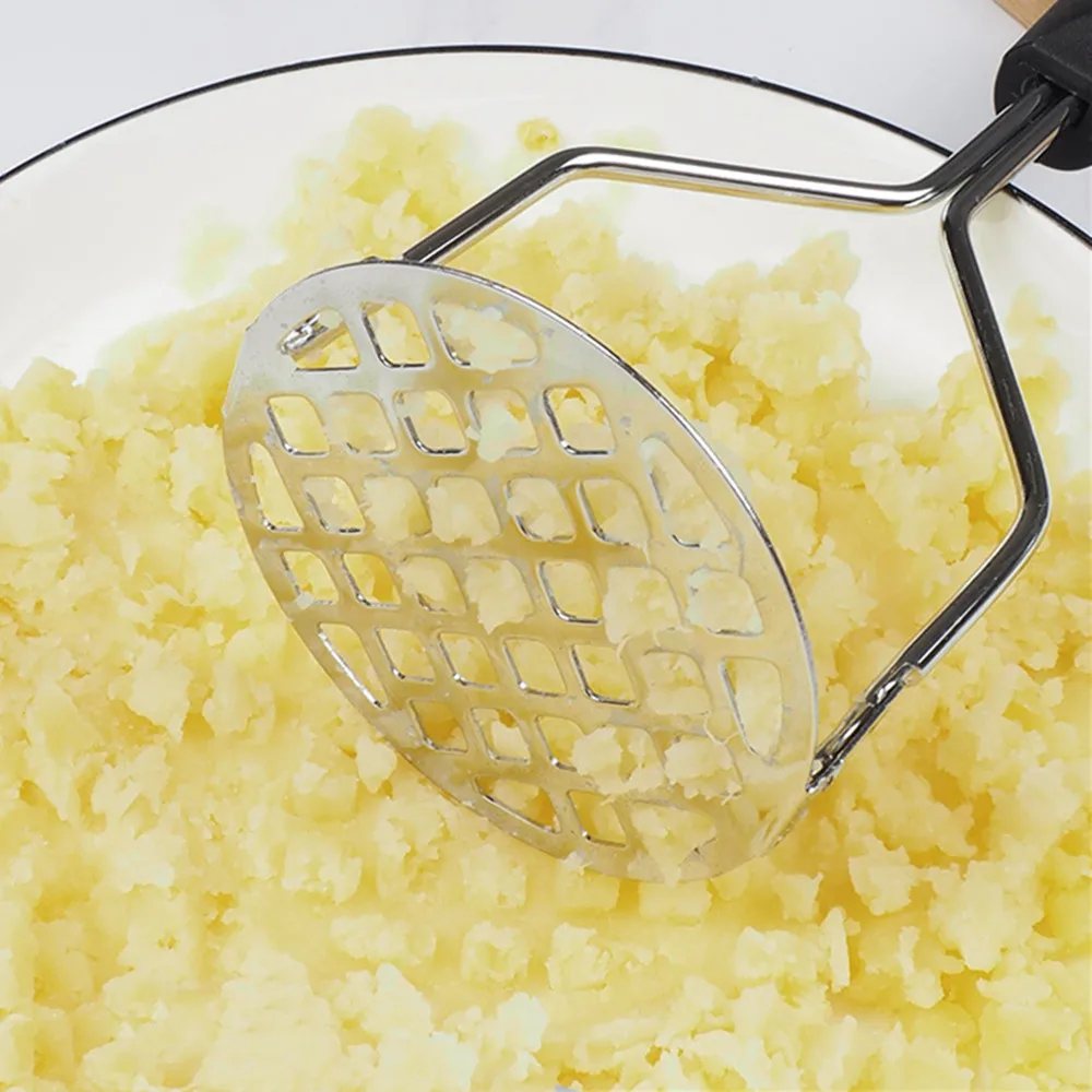 هراسة بطاطس يدوية من الفولاذ ا - مراجعة Potato Masher Ricer وسعره