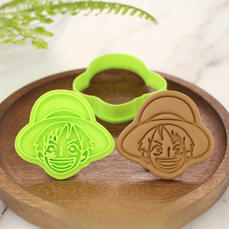 قالب طهي وتشكيل على شكل شخصيات - مراجعة Kitchen Gadgets Kitchen وسعره